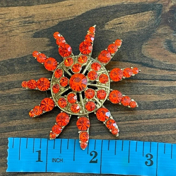 Vintage Starburst MCM Rhinestone Crystal Gold-Tone Large Brooch Pin Red Orange - Picture 5 of 6